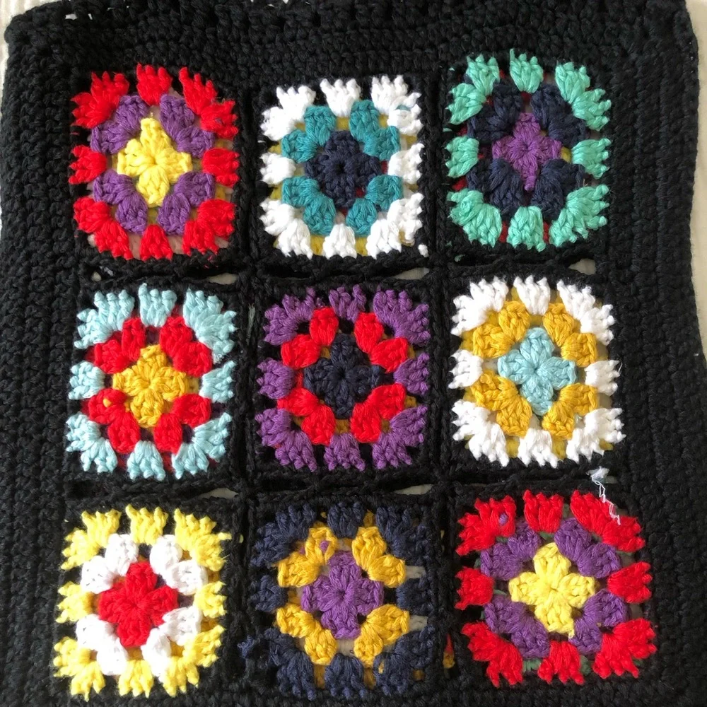 Crocheted bag - Picture 3 of 4